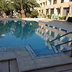 Seafront With Pool Apartament St Paul's Bay