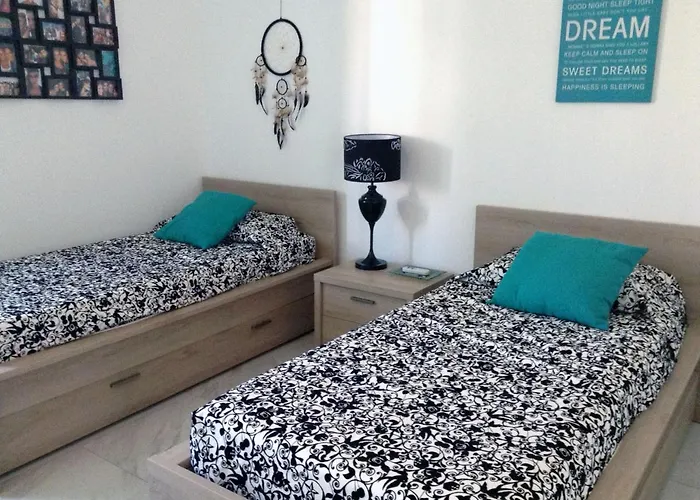 Seafront With Pool * St. Paul's Bay