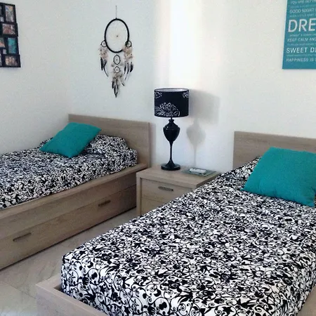 Apartament Seafront With Pool St. Paul's Bay