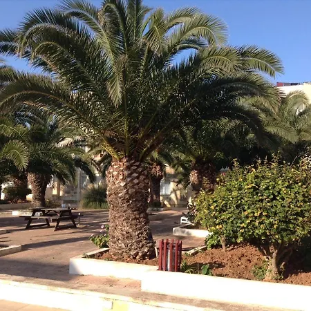 Seafront With Pool Apartament St. Paul's Bay