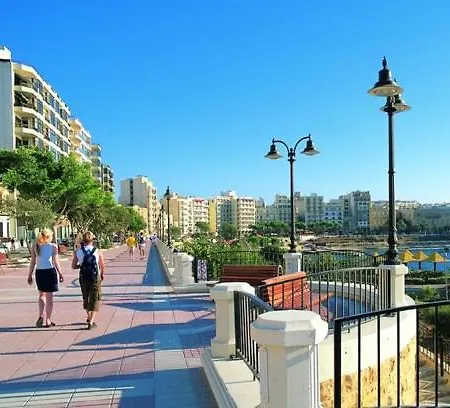 Apartment Seafront With Pool *