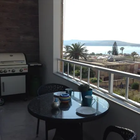Seafront With Pool Apartment